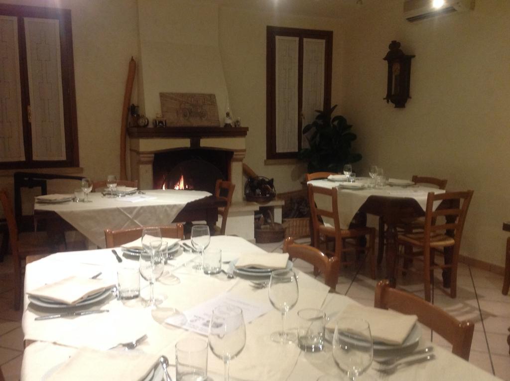 Agriturismo Loghino Caselle San Giorgio di Mantova Exterior foto